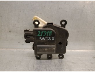 Recambio de motor apertura trampillas climatizador para mazda 3 sedán (bm_, bn_) 2.0 referencia OEM IAM KD4761A60 KD4761A60 