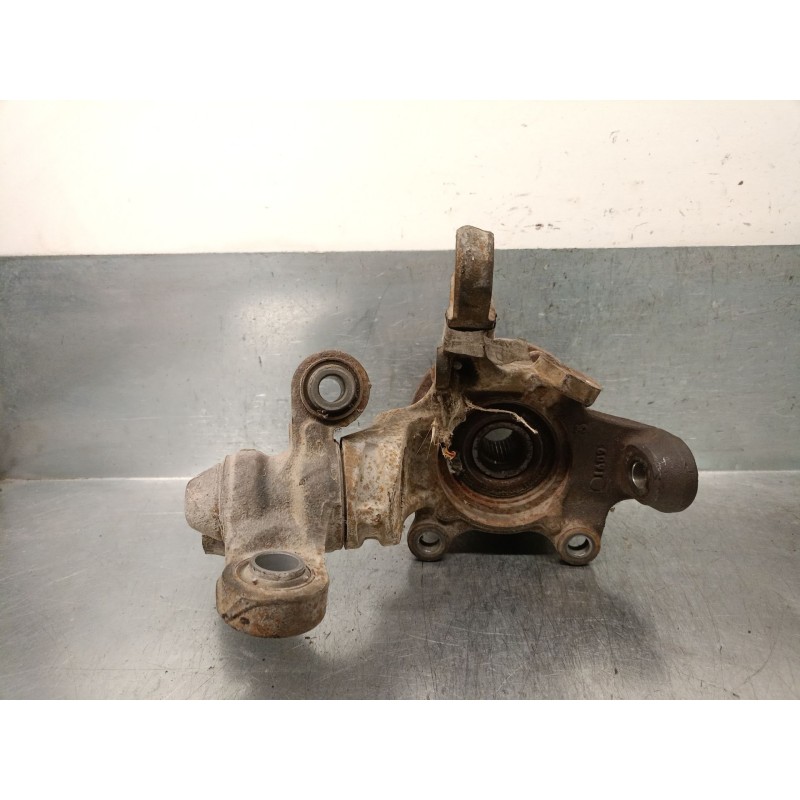 Recambio de mangueta delantera derecha para nissan primera (p12) 1.9 dci referencia OEM IAM 40010AU000 40010AU000 