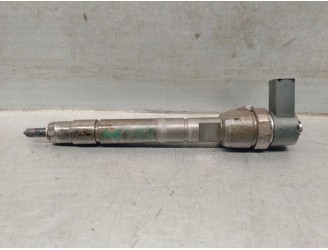 Replacement injector for Mercedes-Benz M-Class (W163) 4.0 CDI 32V CAT OEM IAM reference A6280700487 0445110104 BOSCH