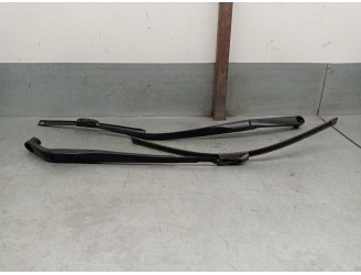 Recambio de brazo limpia delantero derecho para hyundai i30 (pde, pd, pden) 2.0 n referencia OEM IAM 98311G3000 98321G3000 98321