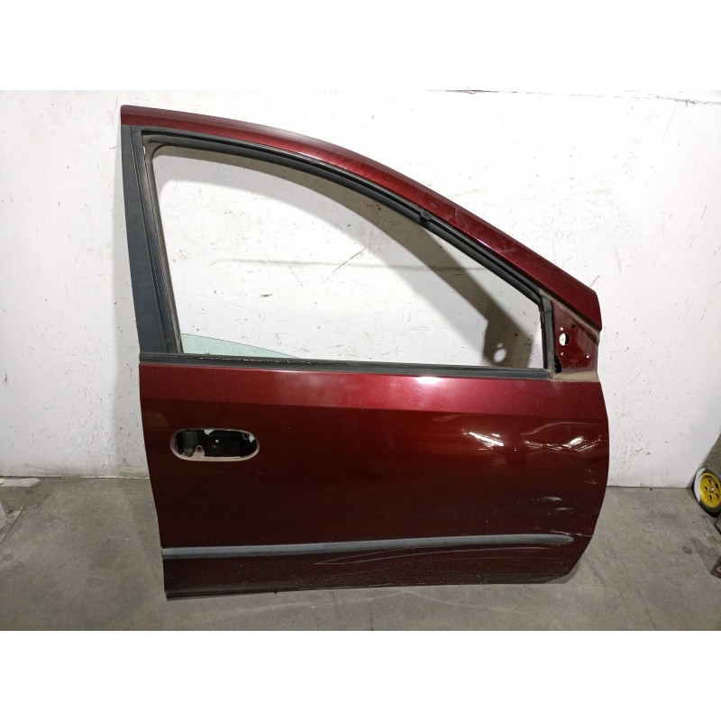 Recambio de puerta delantera derecha para nissan almera tino (v10) 1.8 referencia OEM IAM  801004U130 