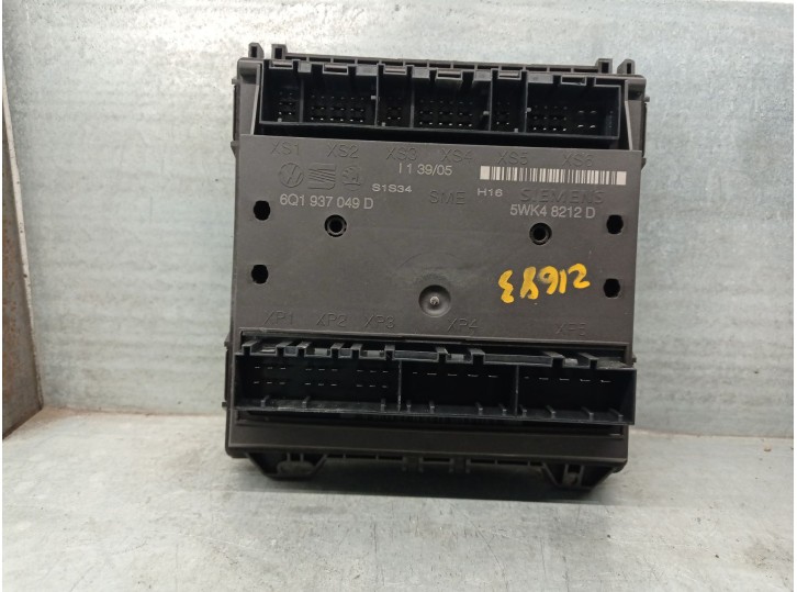 Replacement relay / fuse box for Seat Ibiza III (6L1) 1.4 16V OEM IAM reference 6Q1937049D 5WK48212D SIEMENS