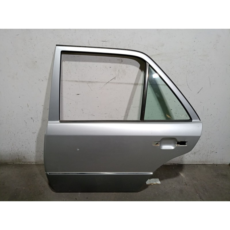 Recambio de puerta trasera izquierda para mercedes-benz 124 sedán (w124) 300 e referencia OEM IAM  A1247301705 