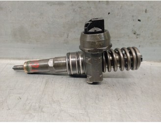 Recambio de inyector para audi a4 b6 avant (8e5) 1.9 tdi referencia OEM IAM 038130073AR  