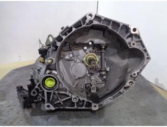 Recambio de caja cambios para fiat punto berl. (176) 1.7 turbodiesel referencia OEM IAM 46410355 
