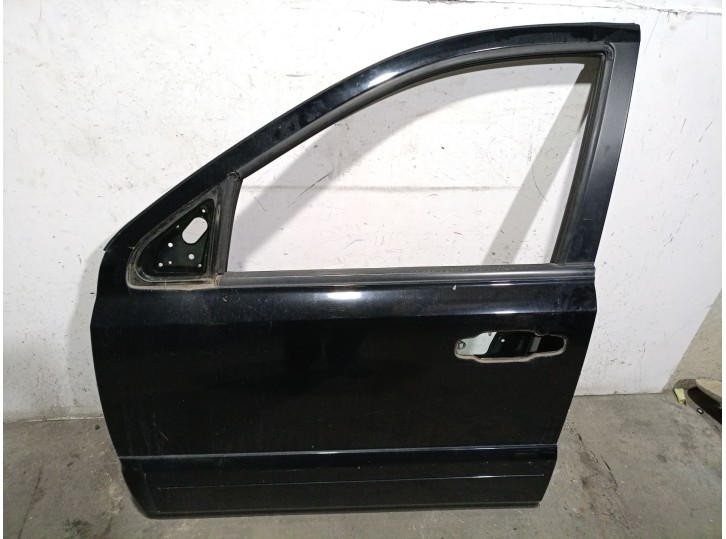 Replacement front left door for Kia Sorento I (JC) 2.5 CRDi OEM IAM reference 