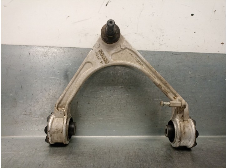 Recambio de brazo suspension superior delantero derecho para jaguar xe (x760) 2.0 d referencia OEM IAM GX733084 T2H3192 