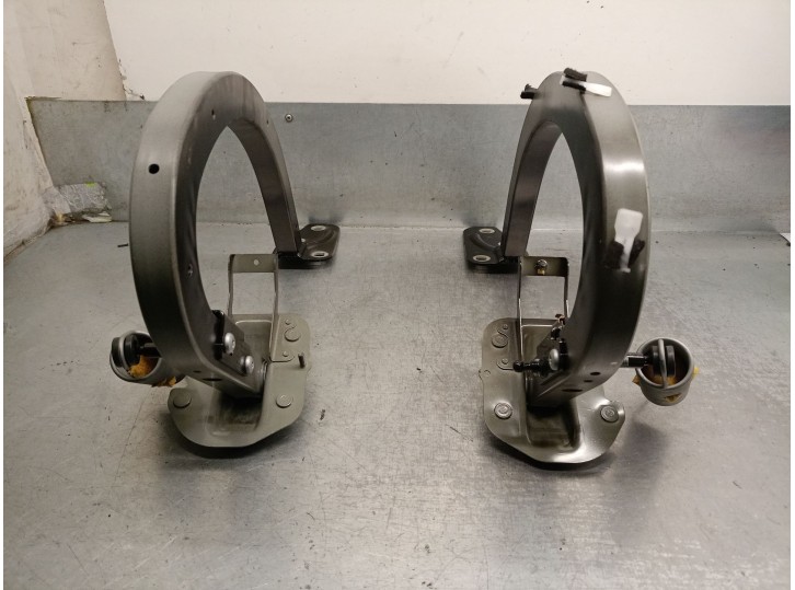 Recambio de bisagra porton para jaguar xe (x760) 2.0 d referencia OEM IAM T2H15496 T2H15497 