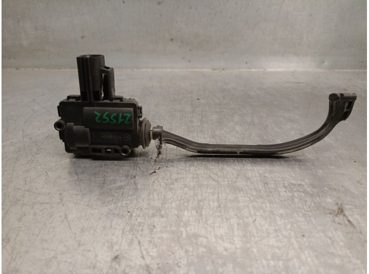 Recambio de motor tapa deposito combustible para jaguar xe (x760) 2.0 d referencia OEM IAM C2Z13877 C2Z13877 