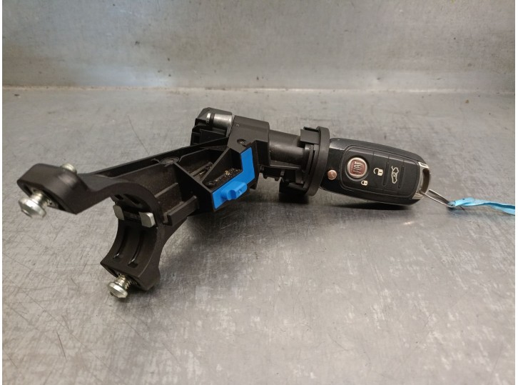 Replacement ignition switch for Fiat Tipo Station Wagon (356_, 357_) 1.4 (356WXF1B) OEM IAM reference 00519773450 52182