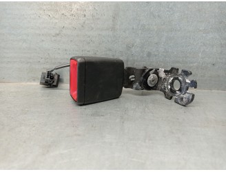 Recambio de enganche cinturon para audi a4 b9 (8w2, 8wc) 2.0 tdi quattro referencia OEM IAM 8W0857740D 