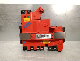 Recambio de caja reles / fusibles para bmw 5 touring (f11) 520 d referencia OEM IAM 6114924049001 