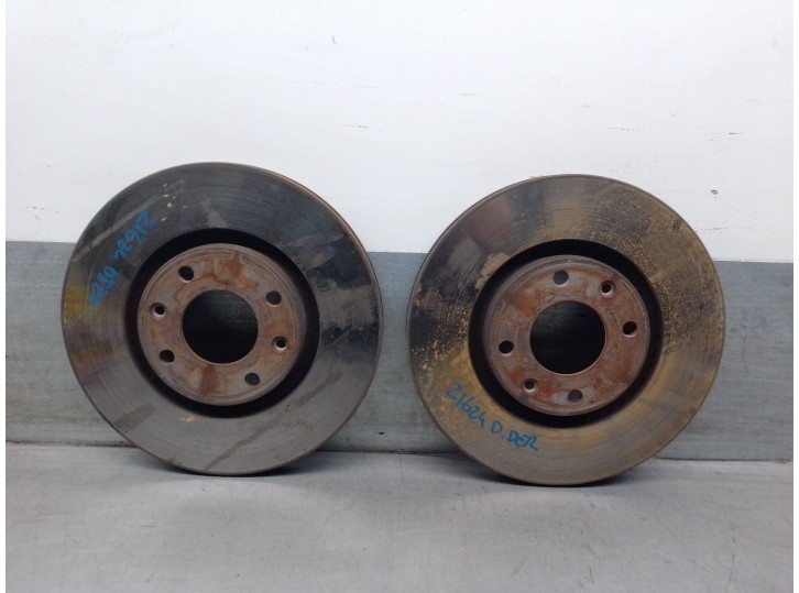 Recambio de disco freno delantero para opel corsa f (p2jo) 1.5 (68) referencia OEM IAM YH01 