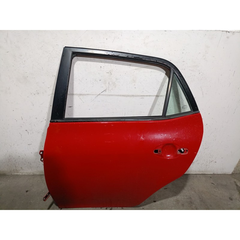 Recambio de puerta trasera izquierda para toyota auris (_e15_) 2.0 d-4d (ade150_) referencia OEM IAM  6700402260 