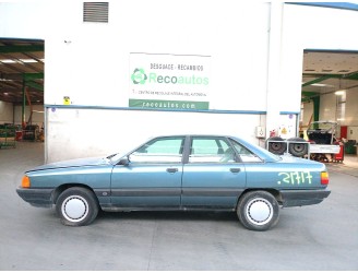 audi 100 c3 sedán (443, 444) del año 1989