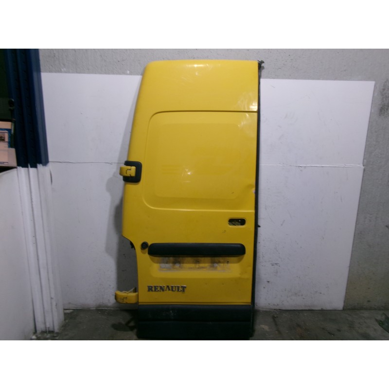 Recambio de puerta trasera izquierda para renault master ii furgoneta (fd) 2.5 dci referencia OEM IAM  7751477913 