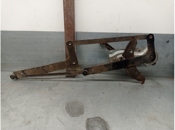 Recambio de elevalunas delantero izquierdo para ford orion ii (aff) 1.6 referencia OEM IAM 1656810 1656810 