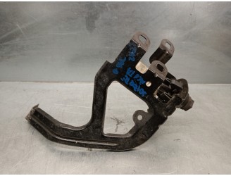 Recambio de refuerzo lateral para bmw 5 touring (f11) 520 d referencia OEM IAM 41357207210 41357207210 