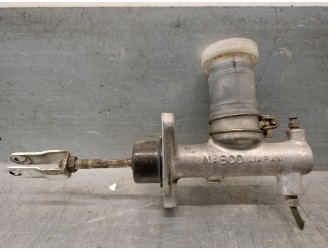 Recambio de bomba embrague para nissan terrano ii (r20) 2.7 td 4wd referencia OEM IAM 3061055S11 3061055S11 