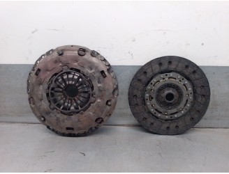 Recambio de kit embrague para volvo v50 (545) 2.0 d referencia OEM IAM 31367652 31367652 LUK