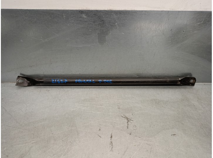 Recambio de soporte radiadores para bmw 5 touring (f11) 520 d referencia OEM IAM 7187096DK 51647187096 