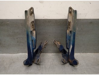 Recambio de bisagra capot para nissan terrano ii (r20) 2.7 td 4wd referencia OEM IAM 654000F010 654000F010 