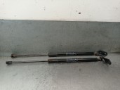 Replacement tailgate / boot struts for Toyota Verso (_r2_) 1.6 D4-D (war20_) OEM IAM reference 689500F031 826506
