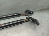 Replacement tailgate / boot struts for Toyota Verso (_r2_) 1.6 D4-D (war20_) OEM IAM reference 689500F031 826506