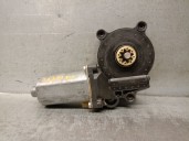 Recambio de motor elevalunas delantero izquierdo para ford fiesta iii (gfj) 1.3 cat referencia OEM IAM 1049969 0130921679 BOSCH