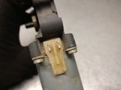 Recambio de motor elevalunas delantero izquierdo para ford fiesta iii (gfj) 1.3 cat referencia OEM IAM 1049969 0130921679 BOSCH