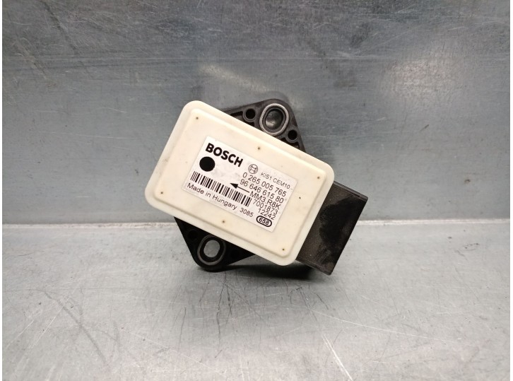 Recambio de modulo electronico para peugeot 3008 i monospace (0u_) 1.6 hdi referencia OEM IAM 9664661580  0265005765 BOSCH