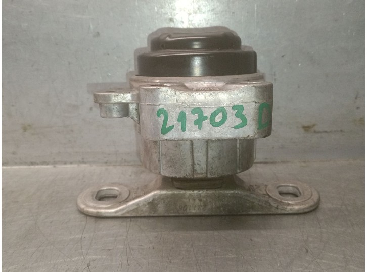 Replacement right engine mount for Ford Mondeo III (B5Y) 2.0 TDCi OEM IAM reference 2S716F012AD 1332838 