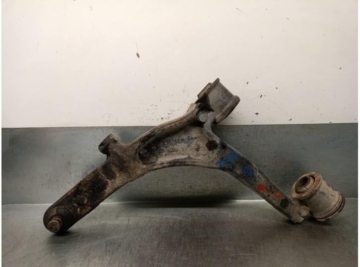 Recambio de brazo suspension inferior delantero izquierdo para renault master ii furgoneta (fd) 2.5 dci 120 referencia OEM IAM 8