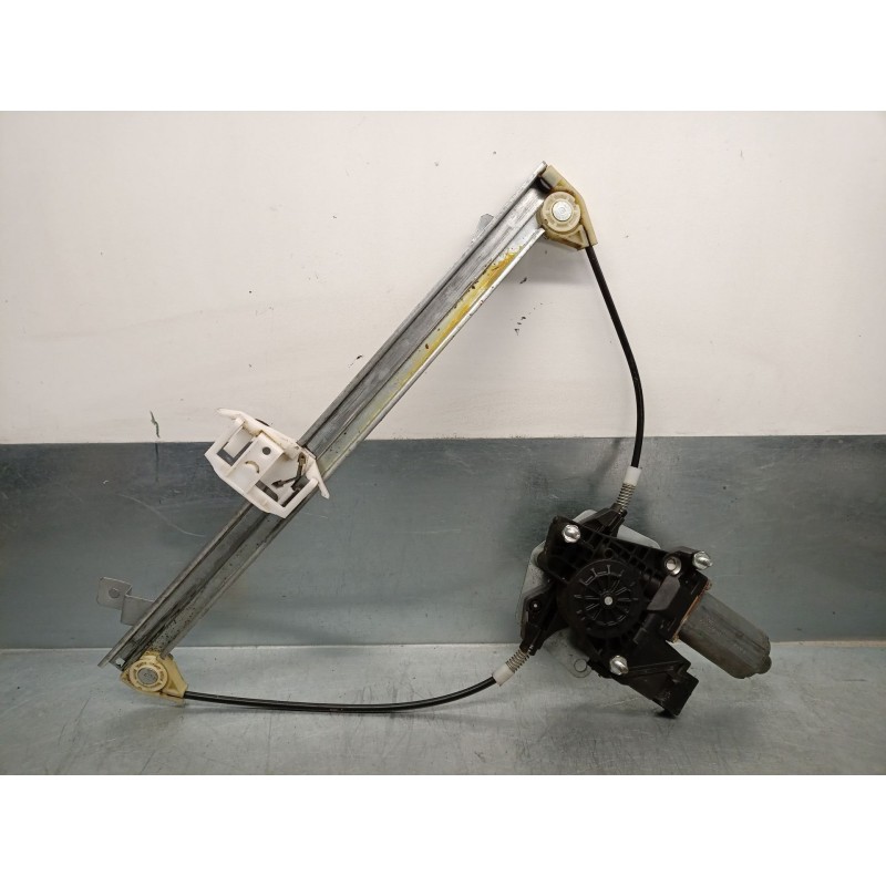 Recambio de elevalunas delantero izquierdo para peugeot 406 (8b) 2.0 16v referencia OEM IAM 9221K7 9221K7 