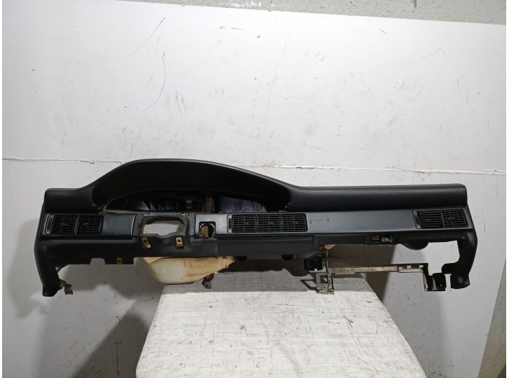 Recambio de salpicadero para audi 100 c3 sedán (443, 444) 2.2 referencia OEM IAM  444857039E 