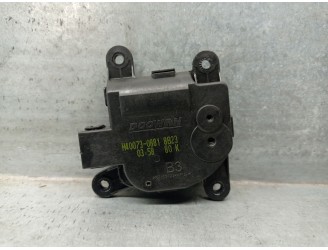 Recambio de motor apertura trampillas climatizador para kia stonic (yb) 1.0 t-gdi referencia OEM IAM H400730881  DOOWAN