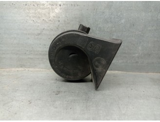 Recambio de claxon para kia stonic (yb) 1.0 t-gdi referencia OEM IAM 96611H8300  