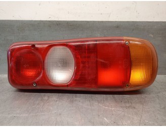 Recambio de piloto trasero derecho para mitsubishi canter misubishi canter referencia OEM IAM D4D342AT8  