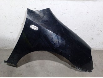 Recambio de aleta delantera derecha para kia carens iii monospace (un) 2.0 crdi 140 referencia OEM IAM 663211D050 