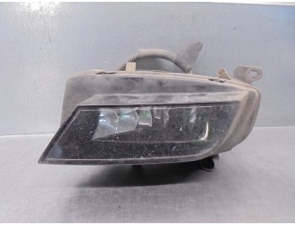 Recambio de faro antiniebla derecho para audi a4 ber. (b8) 2.0 16v tdi referencia OEM IAM 8K0941700 1NE010832-06. HELLA