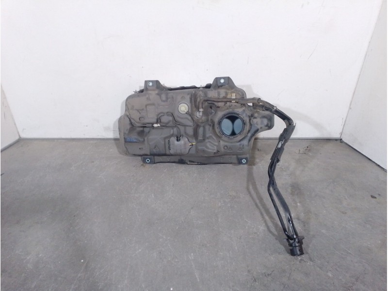 Recambio de deposito combustible para mazda cx-30 (dm) skyactiv-g m hybrid referencia OEM IAM DFR542111 DFR942110 
