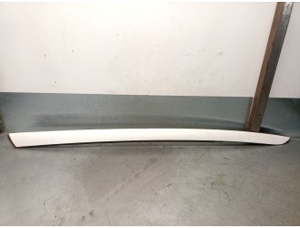 Recambio de molduras delanteras para citroën c4 picasso ii 1.2 thp 130 referencia OEM IAM 9676785080  