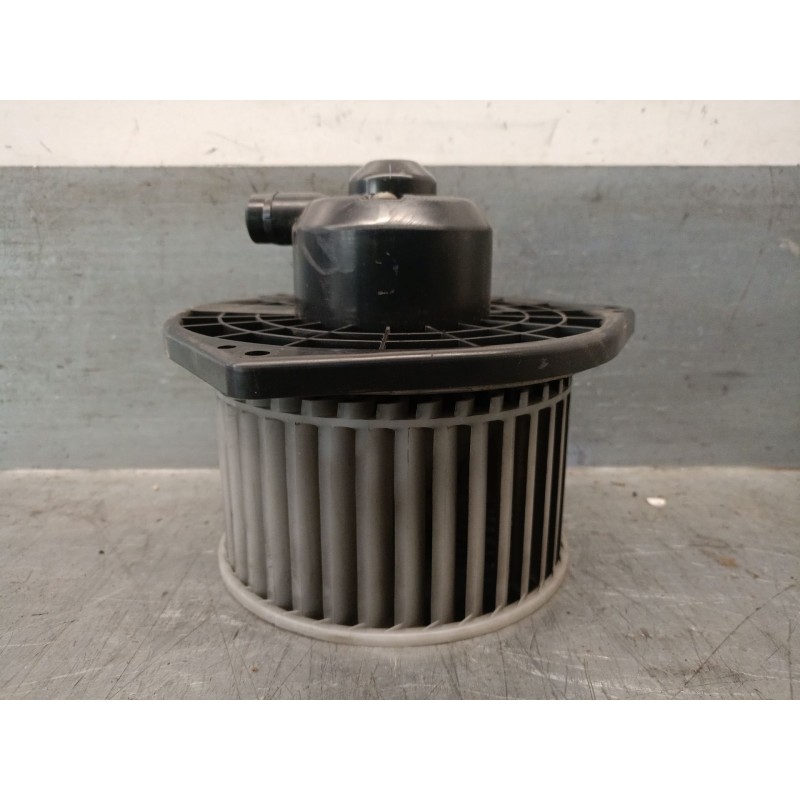 Recambio de motor calefaccion para mitsubishi canter misubishi canter referencia OEM IAM D4D342AT8  