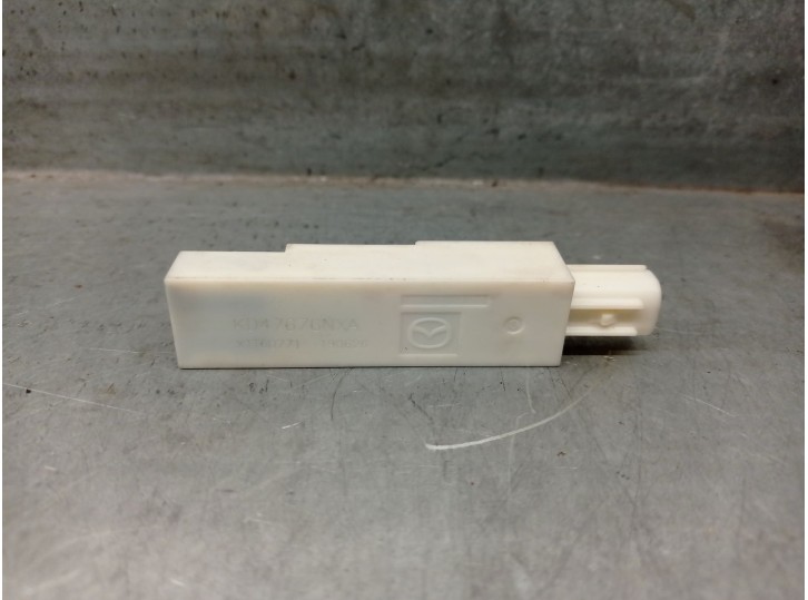 Recambio de modulo electronico para mazda cx-30 (dm) skyactiv-g m hybrid referencia OEM IAM KD47676NXA 