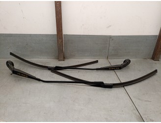 Recambio de brazo limpia delantero derecho para citroën c4 picasso ii 1.6 hdi / bluehdi 115 referencia OEM IAM 9676371180 967637