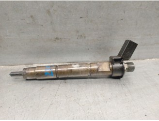 Replacement injector for BMW X3 (E83) 2.0 SD OEM IAM reference 779787705 0445116001 BOSCH