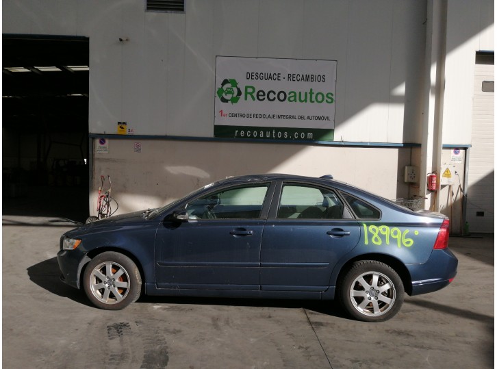 volvo s40 berlina del año 2007
