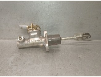 Recambio de bomba embrague para nissan cabstar e (tl_, vl_) 90.32, 90.28, 95.32, 95.28 (tl0) referencia OEM IAM 306103T901 30610