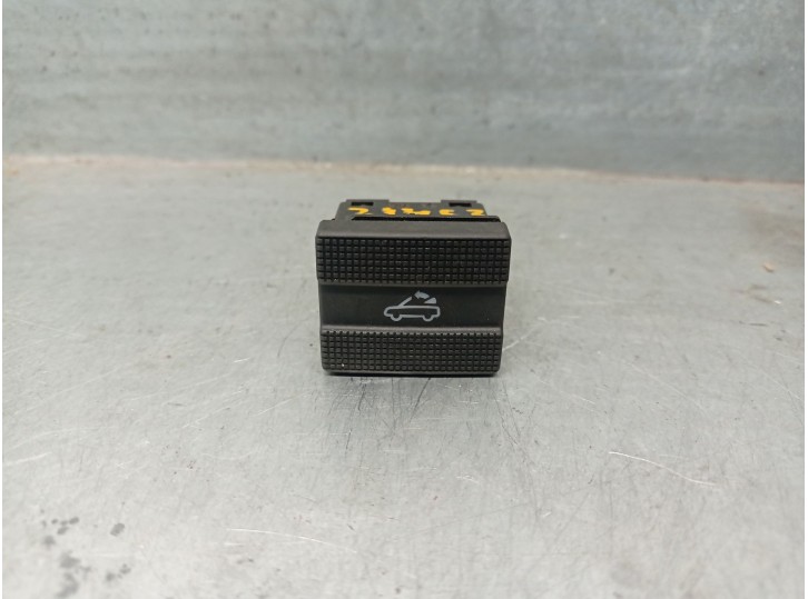 Recambio de interruptor para volkswagen golf iii cabriolet (1e7) 2.0 referencia OEM IAM 1E0959727 