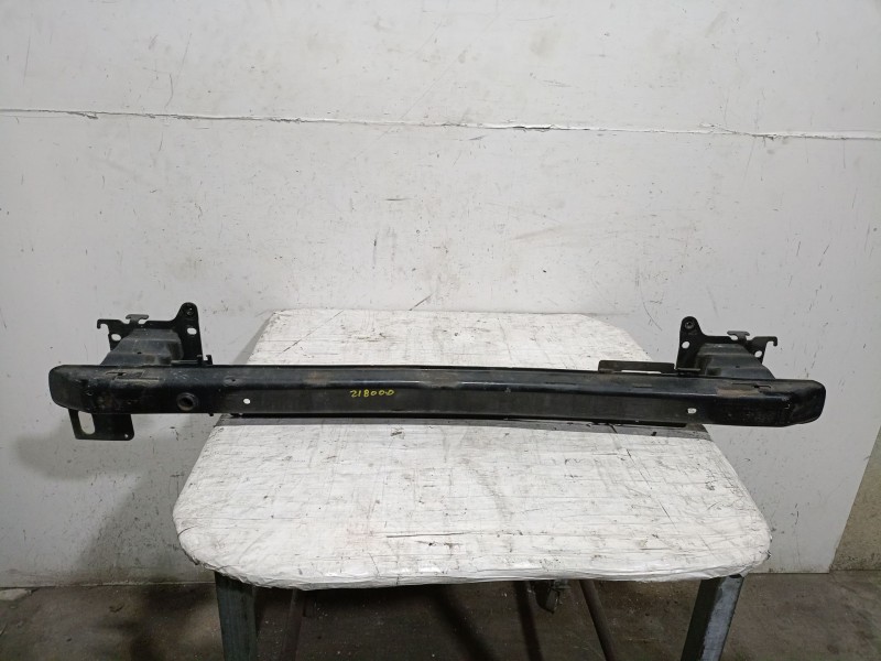 Recambio de refuerzo paragolpes delantero para peugeot 307 (3a/c) 2.0 hdi 110 referencia OEM IAM  7106C0 